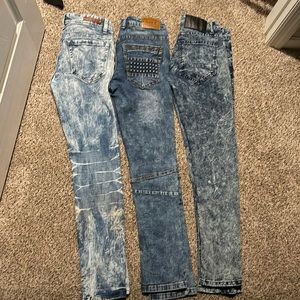 Men’s distressed jeans size 30 and 32